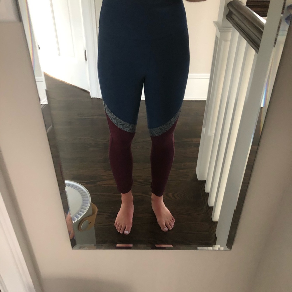 BEYOND YOGA LEGGINGS SUPER COMFORTABLE